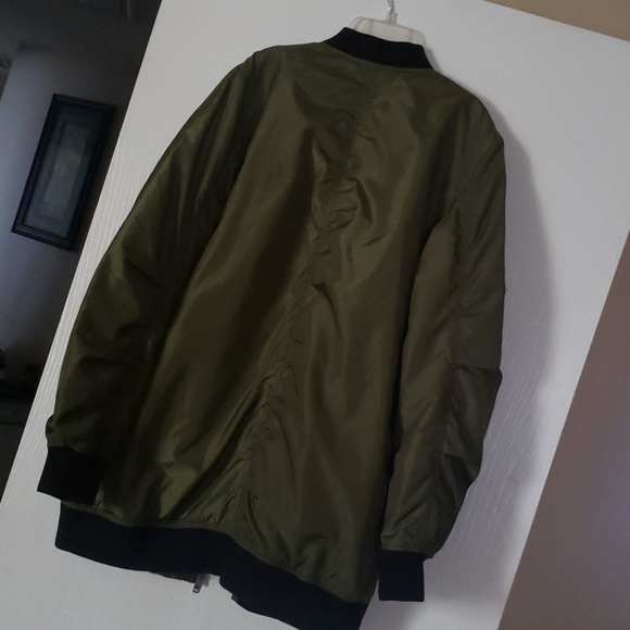 Mens puffer jacket - Picture 4 of 4